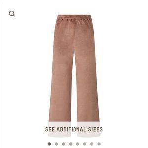 SKIMS VELOUR PANT: SIENNA